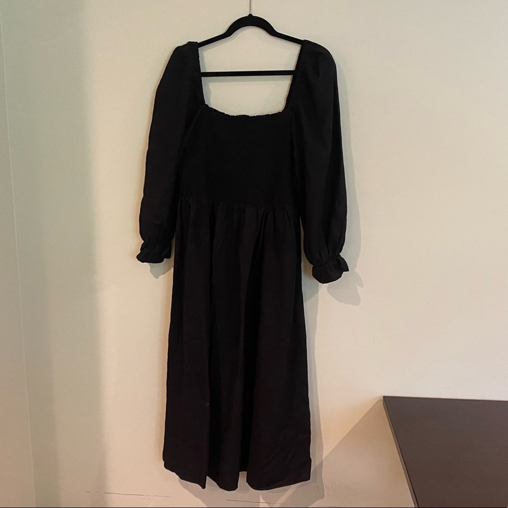 New Look shirred midi dress in black- Size 12
